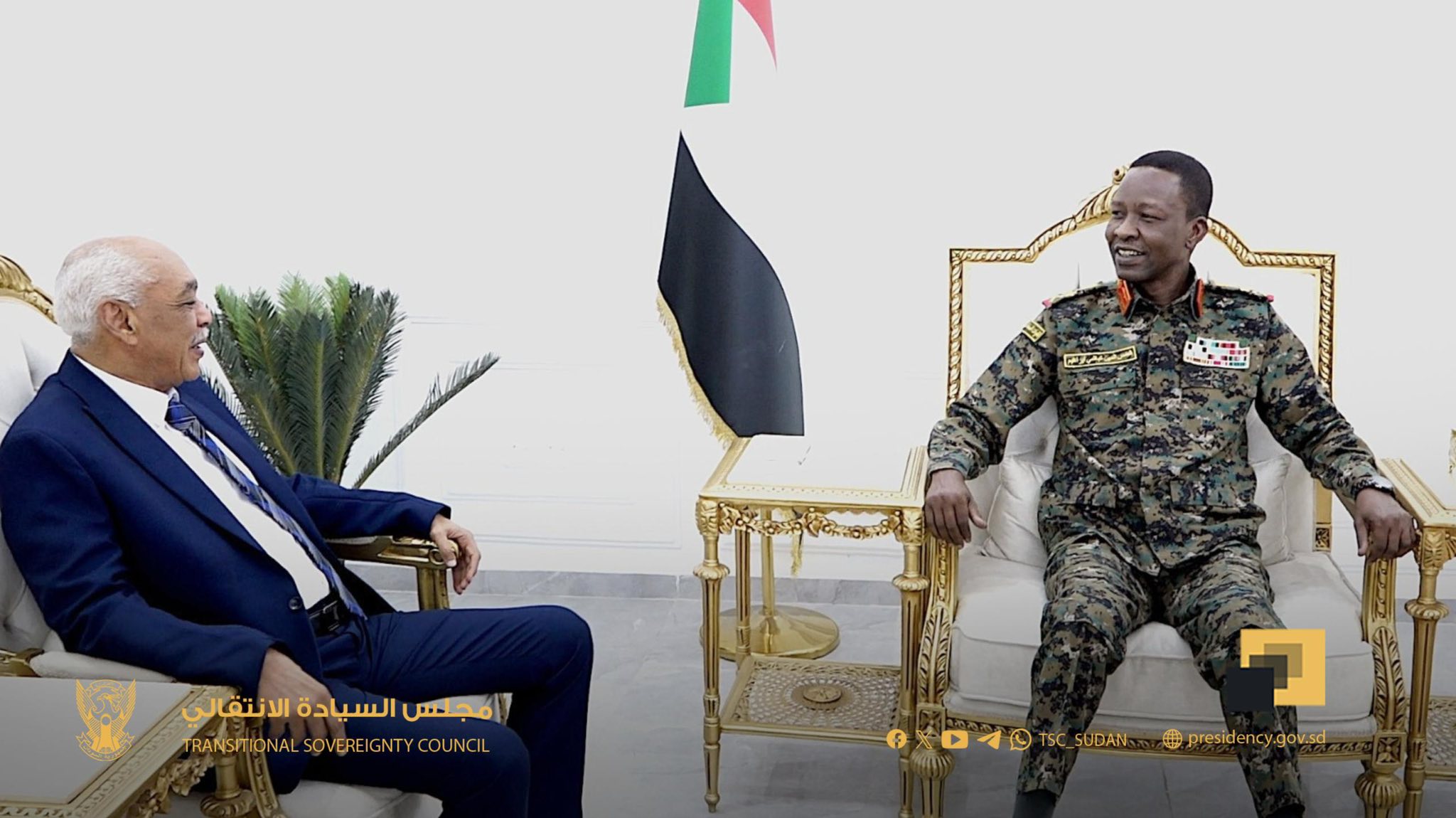 عضو مجلس السيادة نائب القائد العام للقوات المسلحة الفريق أول ...